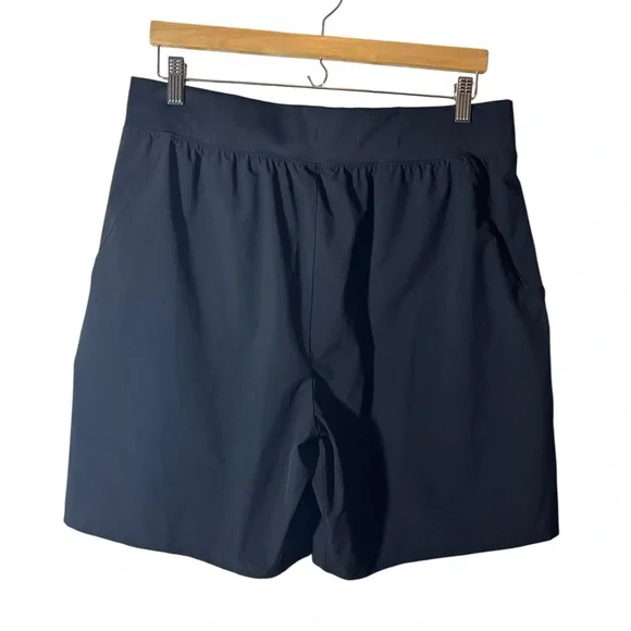 ALO | black shorts large - Picture 2 of 4
